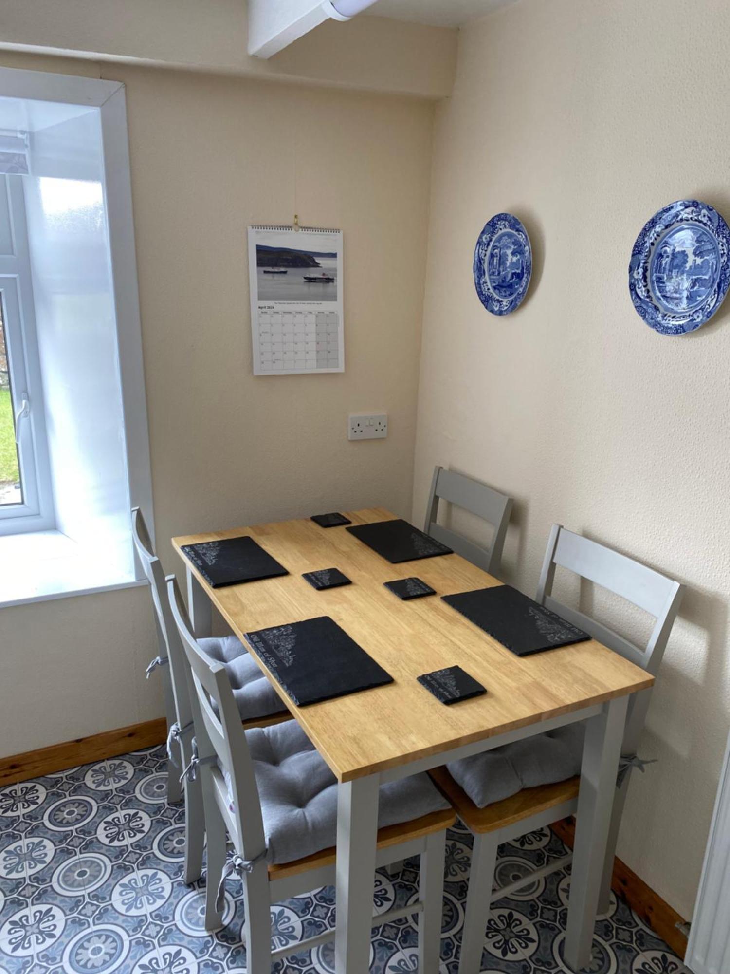 Cnoc Ruaraidh Cottage Kilmuir  外观 照片